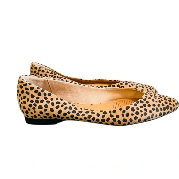 CORSO COMO Jullia Suede Leopard Spots Animal Print Pointed Toe Flats Size 7 - Picture 2 of 11
